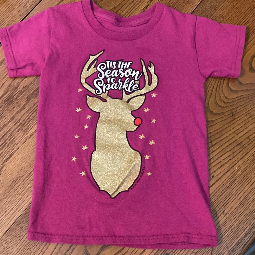 Bass Pro Shops Fushia Rudolf Gold Glitter Tee Size XS Christmas